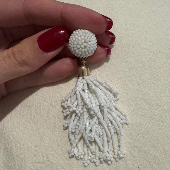 NWOT White Tassel Earrings - Picture 3 of 5